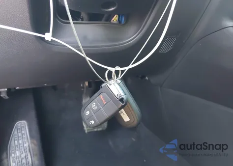 2025 Jeep Compass Limited 4X4 из США, поврежденный, VIN 3C4NJDCN0ST610620